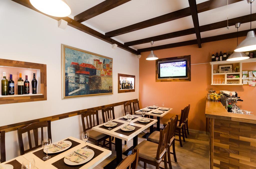 Apartments Porto Della Vita Okuklje Екстериор снимка