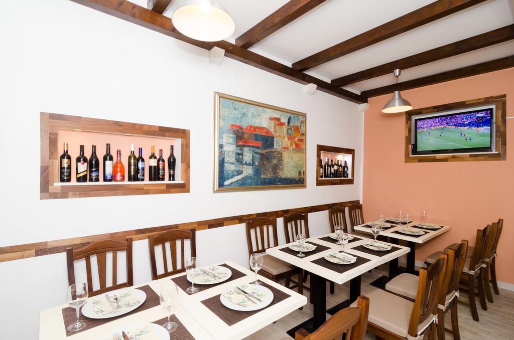 Apartments Porto Della Vita Okuklje Екстериор снимка